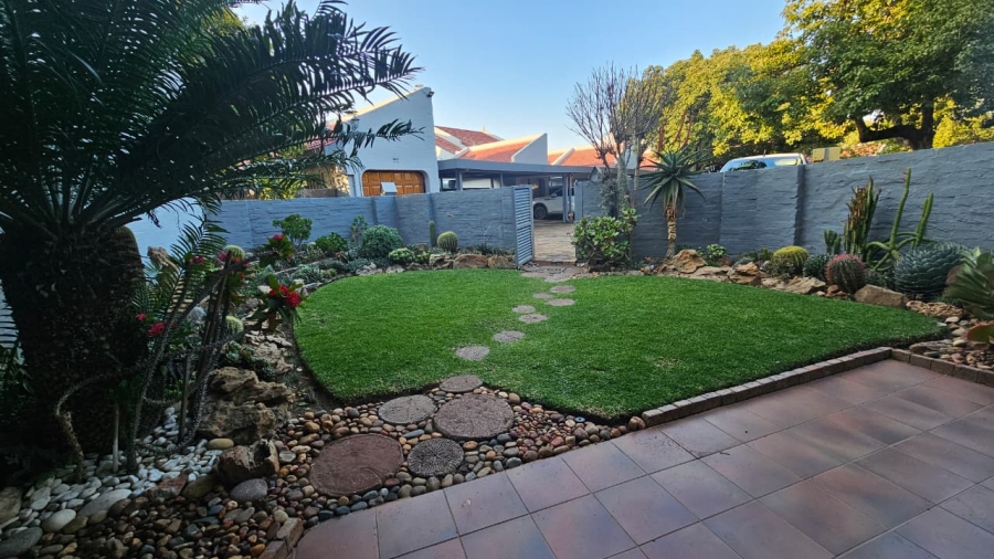 To Let 3 Bedroom Property for Rent in Doorn Free State
